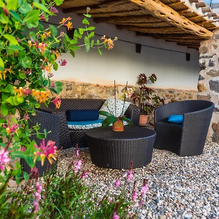 Domo Bangone - Sa Corte *